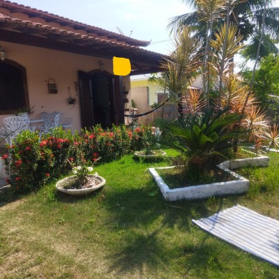 Excelente casa na quadra da lagoa de Praia Seca